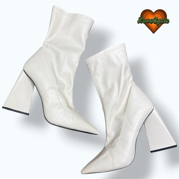 Women's Forever 21 White Faux Leather Ankle Boots – Size 7.5 - Picture 1 of 8